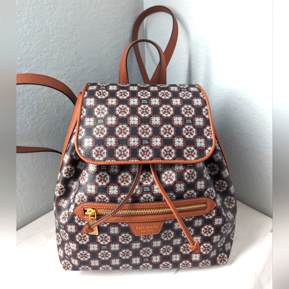 NWT Kate Spade Flower Monogram Coated Canvas Medium Backpack Black Multi - Picture 1 of 4